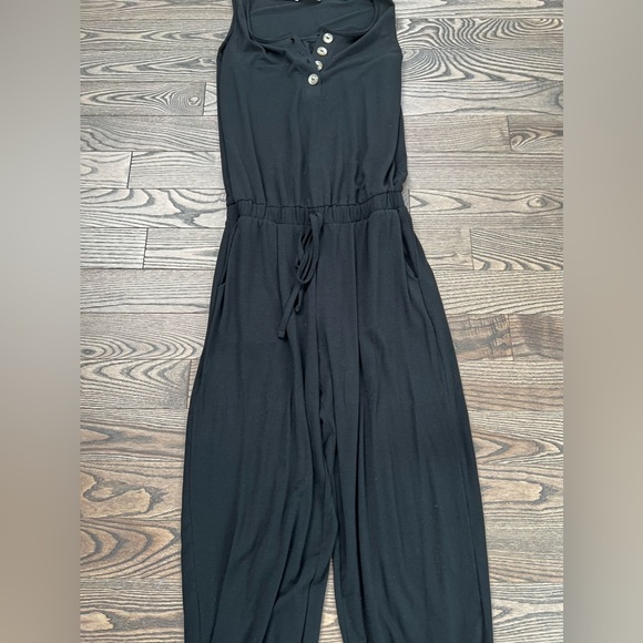 Black romper - Picture 1 of 1